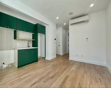 1027 Putnam Avenue - Photo Thumbnail 1