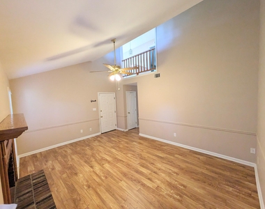 3038 Otter Court - Photo Thumbnail 2