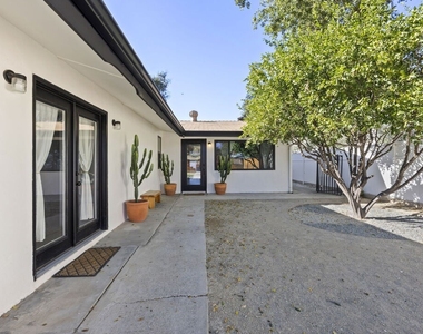 251 N Encinal Ave - Photo Thumbnail 7