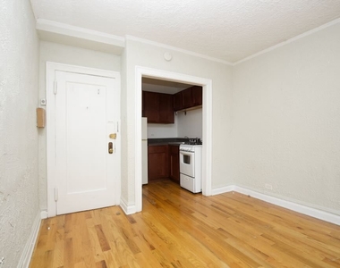 711 W. Belmont, Unit A102 - Photo Thumbnail 10