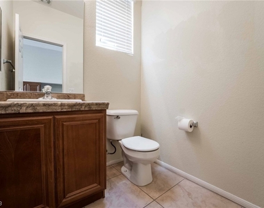 8320 S Pioneer Way - Photo Thumbnail 9