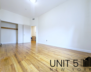 735 Prospect Place - Photo Thumbnail 11