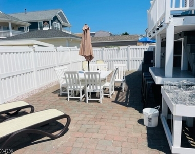 19 Haddonfield Ave - Photo Thumbnail 3