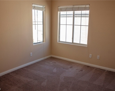 9515 Milkweed Canyon Avenue - Photo Thumbnail 19