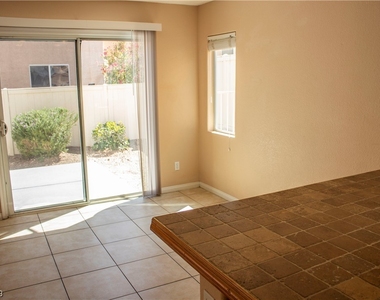 9515 Milkweed Canyon Avenue - Photo Thumbnail 3