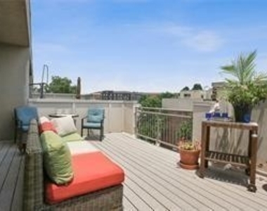 238 Walker Street Sw - Photo Thumbnail 37