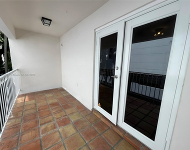 2918 Bird Ave - Photo Thumbnail 9