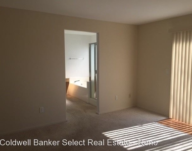 2100 Escalera Way - Photo Thumbnail 6