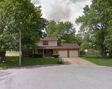 137 Stacy Drive - Photo Thumbnail 0