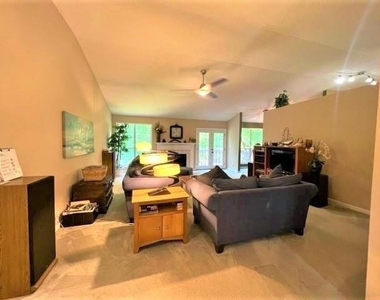 5637 Bay Island Cay Nw - Photo Thumbnail 5