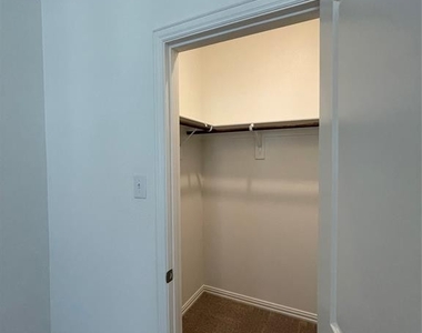 9931 Tolbert Street - Photo Thumbnail 21