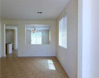 9726 Vista Crest - Photo Thumbnail 4