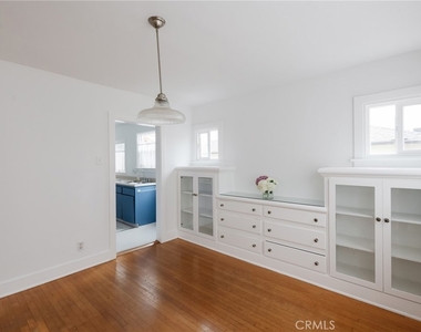 3415 Manhattan Avenue - Photo Thumbnail 11