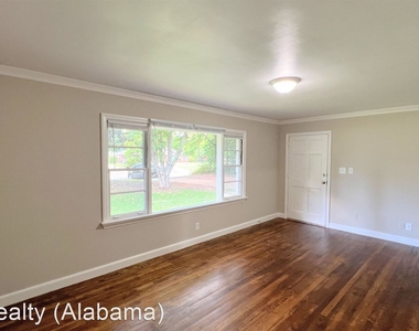 3018 Pelzer Avenue - Photo Thumbnail 8