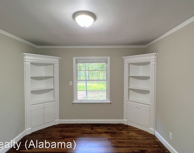 3018 Pelzer Avenue - Photo Thumbnail 11