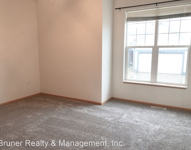 3126 Dorchester, Unit 2 - Photo Thumbnail 6