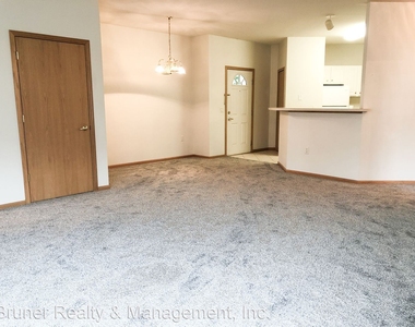 3126 Dorchester, Unit 2 - Photo Thumbnail 17