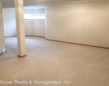 3126 Dorchester, Unit 2 - Photo Thumbnail 3