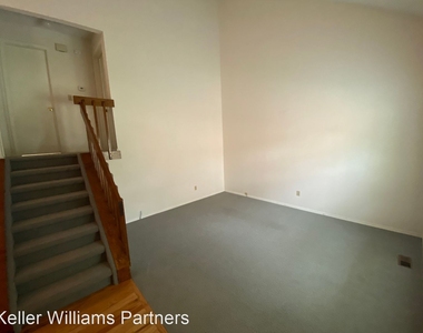 1629 Maitland Ct - Photo Thumbnail 3