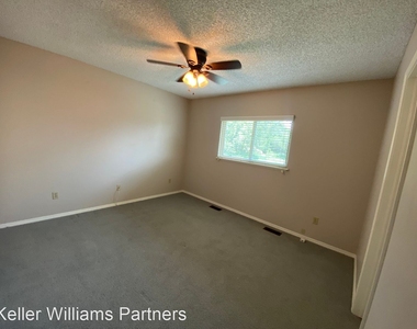 1629 Maitland Ct - Photo Thumbnail 7