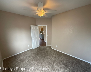 2579 Weyburn Way - Photo Thumbnail 18