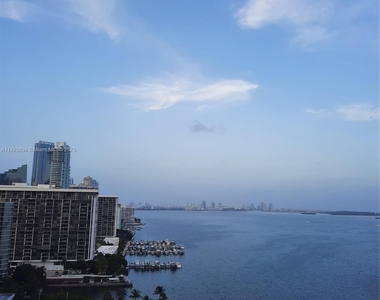 2333 Brickell Ave - Photo Thumbnail 25