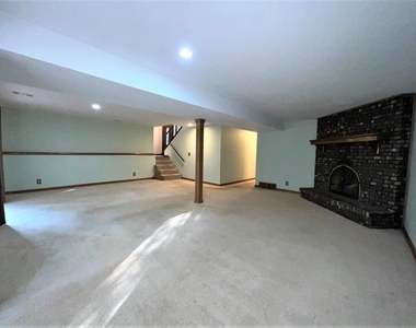 800 W Vista Drive - Photo Thumbnail 16