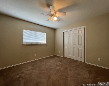 8602 N Fork Dr - Photo Thumbnail 27