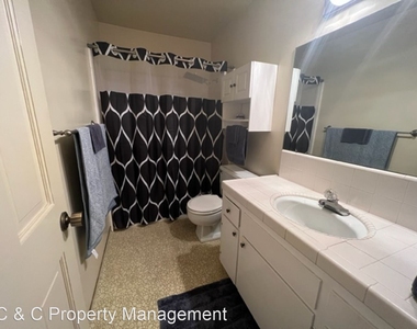 5090 N College Ave #110 - Photo Thumbnail 3