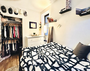366 West 52nd Street - Photo Thumbnail 2