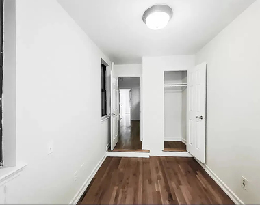 533 West 49th Street - Photo Thumbnail 1