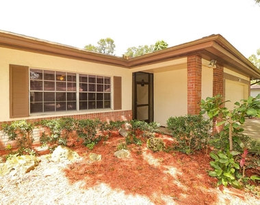 2417 Orangepointe Avenue - Photo Thumbnail 1