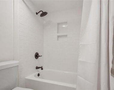 35 Chaumont Square Nw - Photo Thumbnail 23