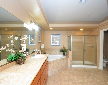 6079 S Bella Vista Drive - Photo Thumbnail 9