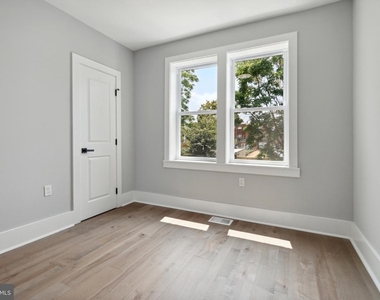 318 Gallatin St Nw #1 - Photo Thumbnail 15