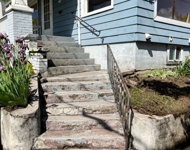 3702 Ne 12th Ave. - Photo Thumbnail 0