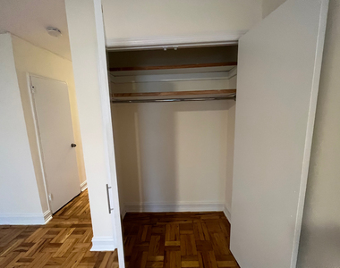148 West 68th Street - Photo Thumbnail 3