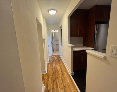 148 West 68th Street - Photo Thumbnail 4
