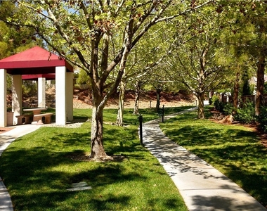 10300 Summer River Avenue - Photo Thumbnail 22