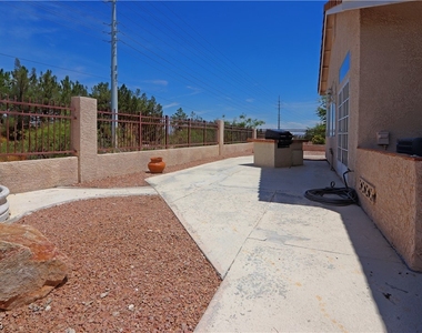 10300 Summer River Avenue - Photo Thumbnail 18