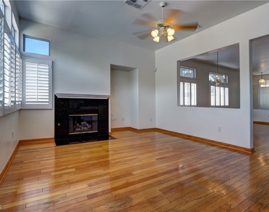 10300 Summer River Avenue - Photo Thumbnail 5