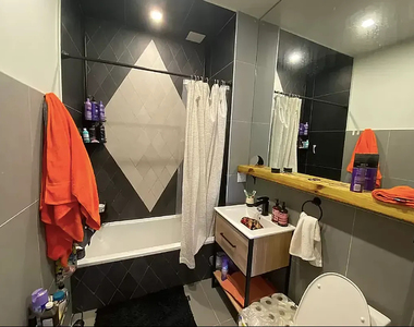 223 Manhattan Avenue - Photo Thumbnail 4
