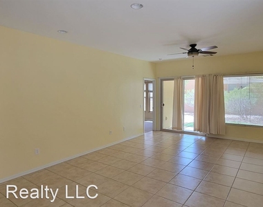 1342 Springdale - Photo Thumbnail 20