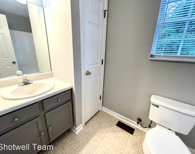 1629 Romulus Ln - Photo Thumbnail 10