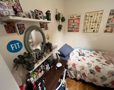 447 West 37th Street - Photo Thumbnail 10