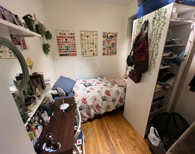 447 West 37th Street - Photo Thumbnail 9