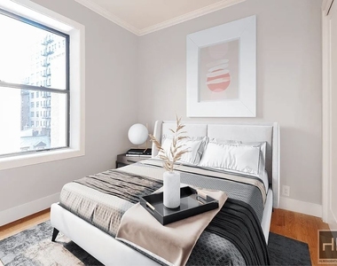 252 West 76th Street - Photo Thumbnail 4