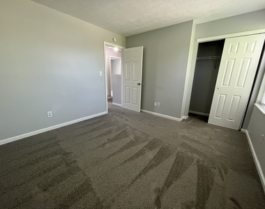 10279 Buell Drive - Photo Thumbnail 22