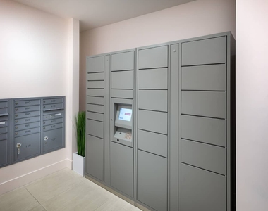 3033 Wilshire Blvd - Photo Thumbnail 35
