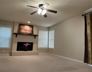 10470 Willow View Circle - Photo Thumbnail 17